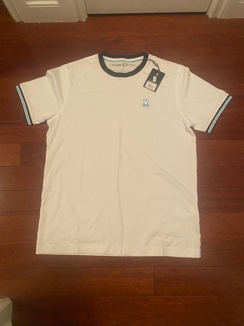 Psycho bunny size small